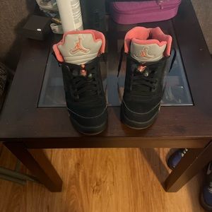 Nike jordan 5 / 5.5 youth 7 womens "2011"